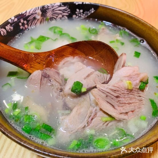 茗味居羊肉汤面管(浦江城市生活广场店)