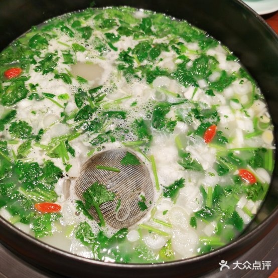 长白小区鱼汤(前进西街店)
