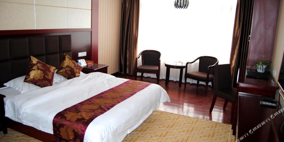 正阳天龙大酒店(花生大道店)