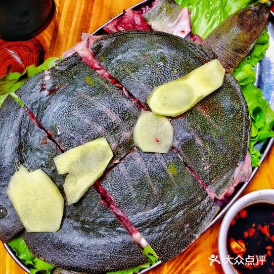 鼎记甲鱼鸡子牛鞭煲(鼎盛店)