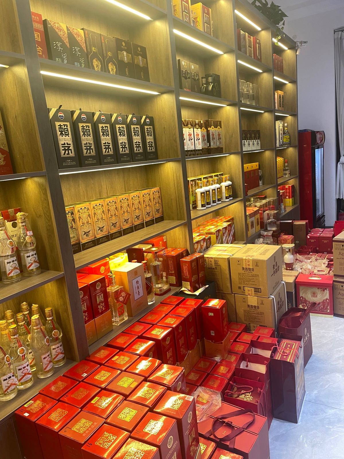 绵阳老酒回收名酒黄金礼品(华蓉小区店)