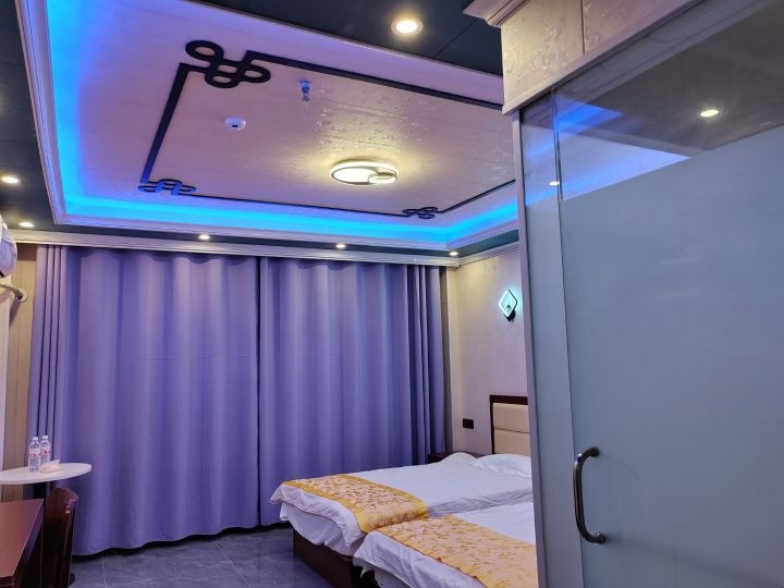 鑫鑫宾馆