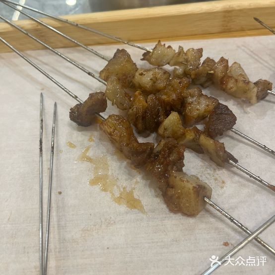 鼎伊轩·鼎烧烤(电业民生二号小区店)