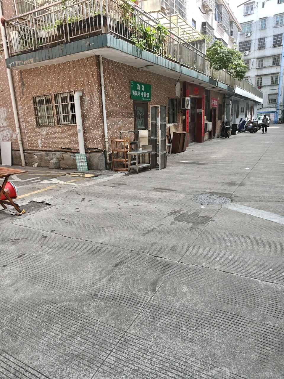 清真黄焖鸡牛腩饭