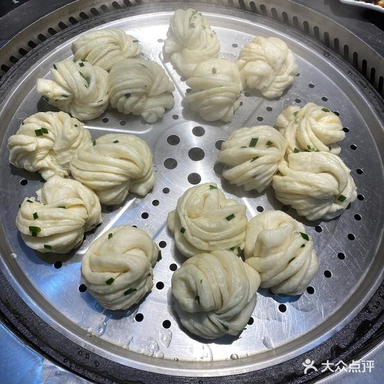 袁小二大东北铁锅炖(凤城八姆店)