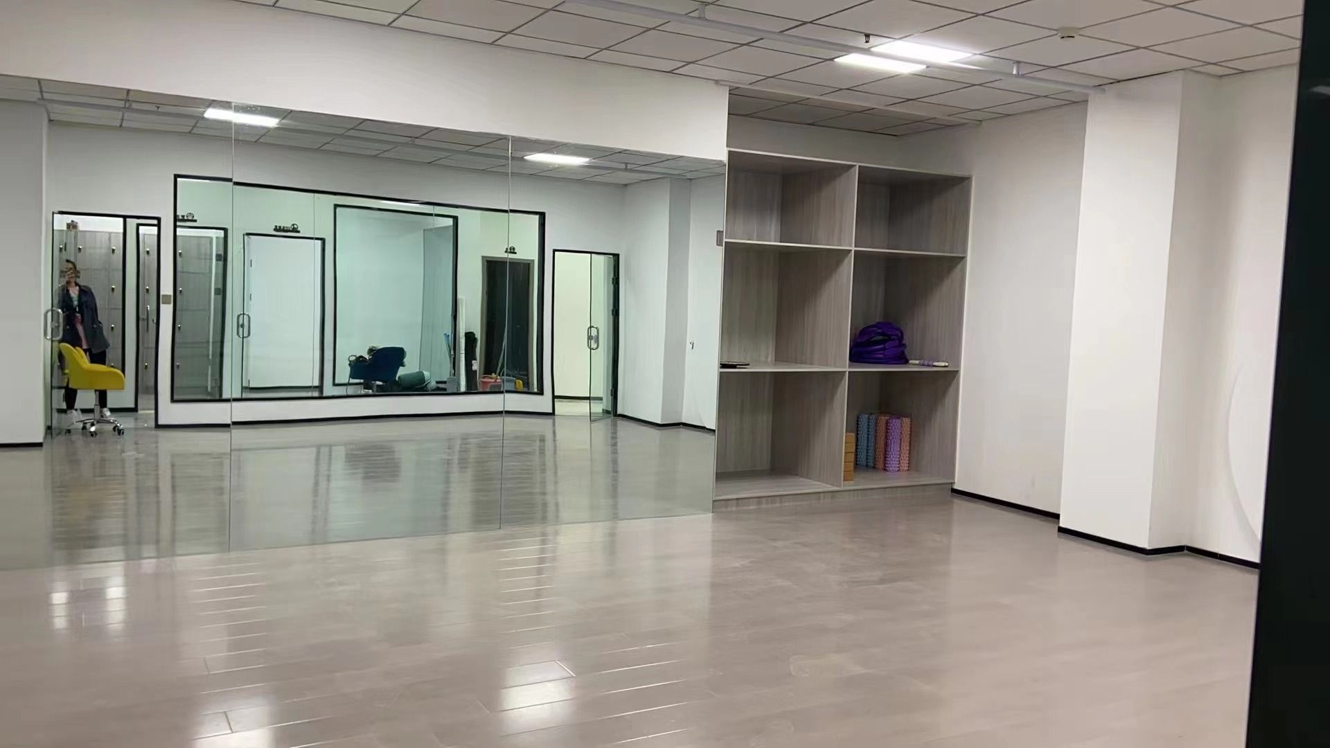 舒蔓瑜伽