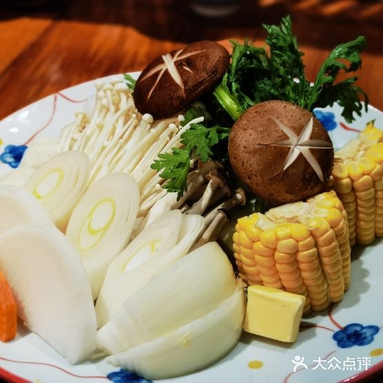一口组·和牛寿喜锅·。日料(万达广场佛山南海店)