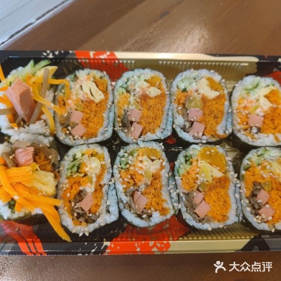 小丸吉紫菜包饭店·炸鸡·拌饭(鑫融国际店)
