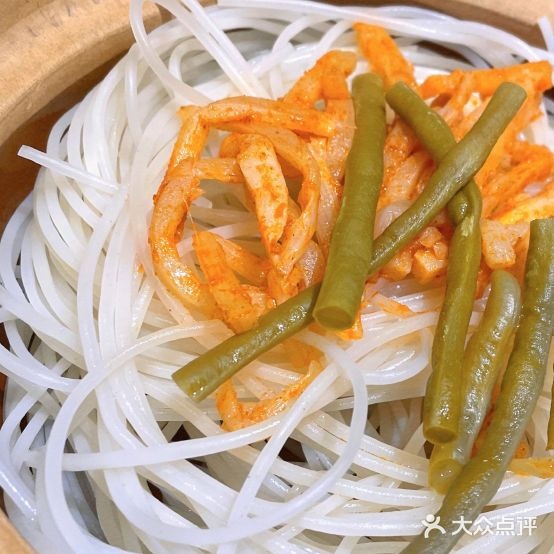 订上头·螺蛳火锅(炮台山店)