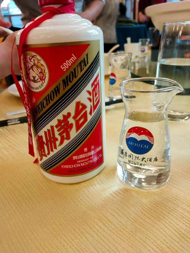 义合烟酒礼品茅台虫草回收中心