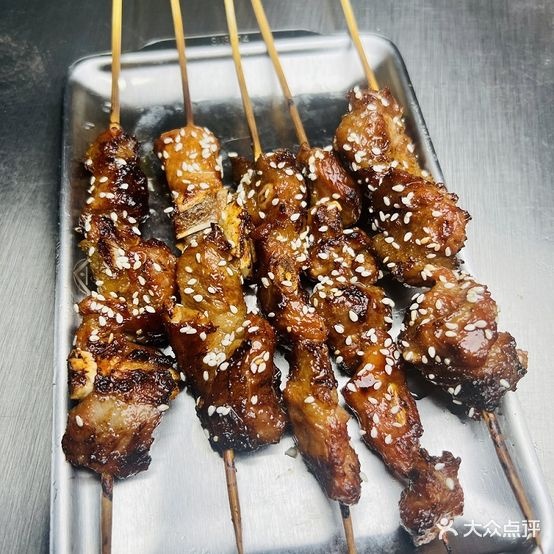 越香美食城