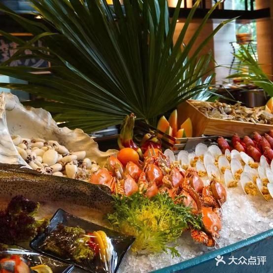 美食汇全日风自助餐厅(万达嘉华酒店)