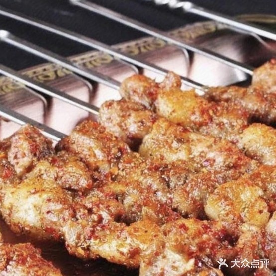 新疆兄弟烧烤店(回祥路店)