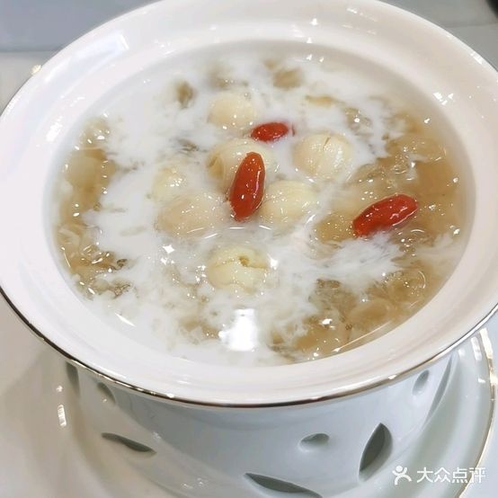 晨燕鲜炖燕窝