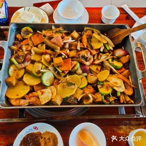 财重庆大铁板烧(龙泉路店)