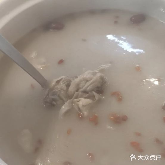 大林小林猪肚鸡酱大骨无限自助