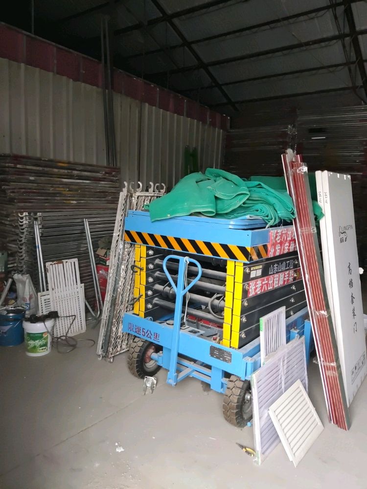 张老六出租脚手架升降机