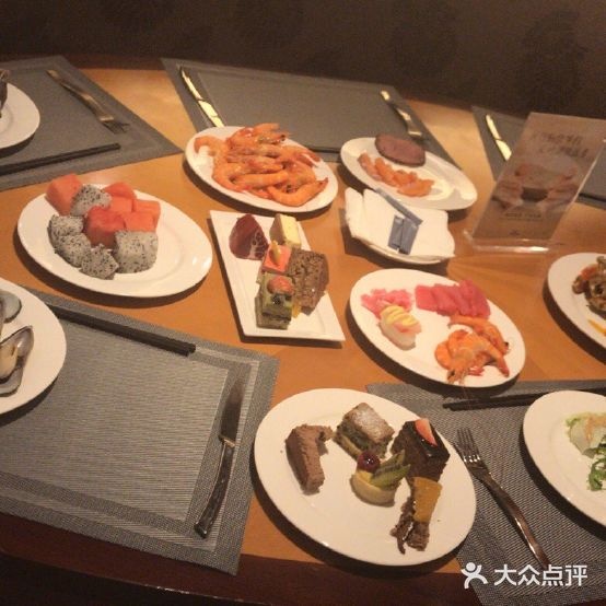 喜来登酒店-盛宴标帜餐厅