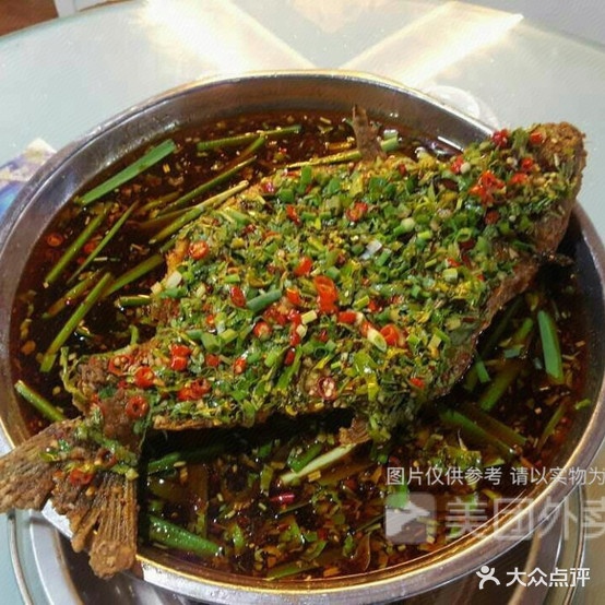翘脚牛肉(广元店)