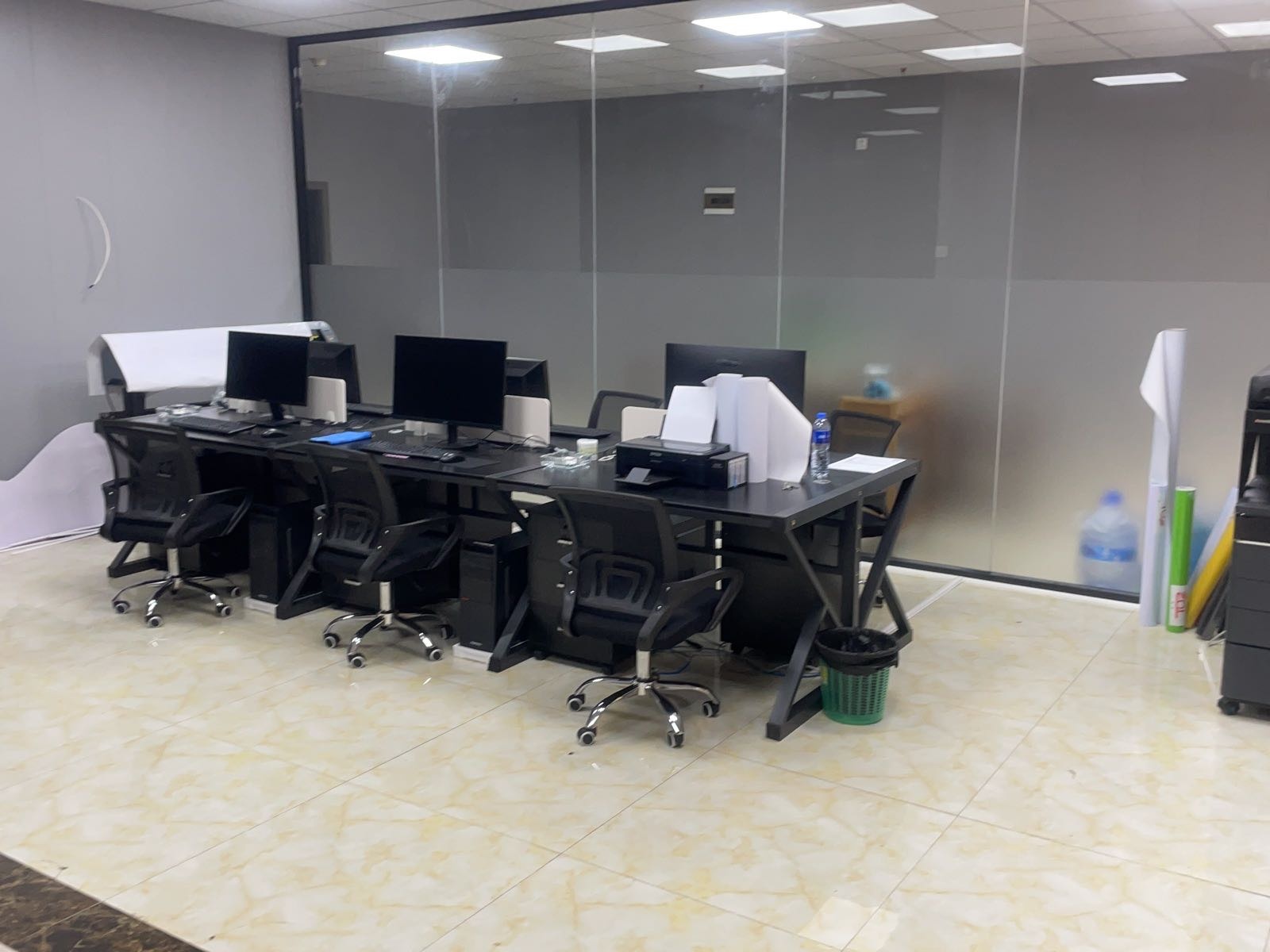 漳州市嚅聚堇单鼎文化传媒有限公司