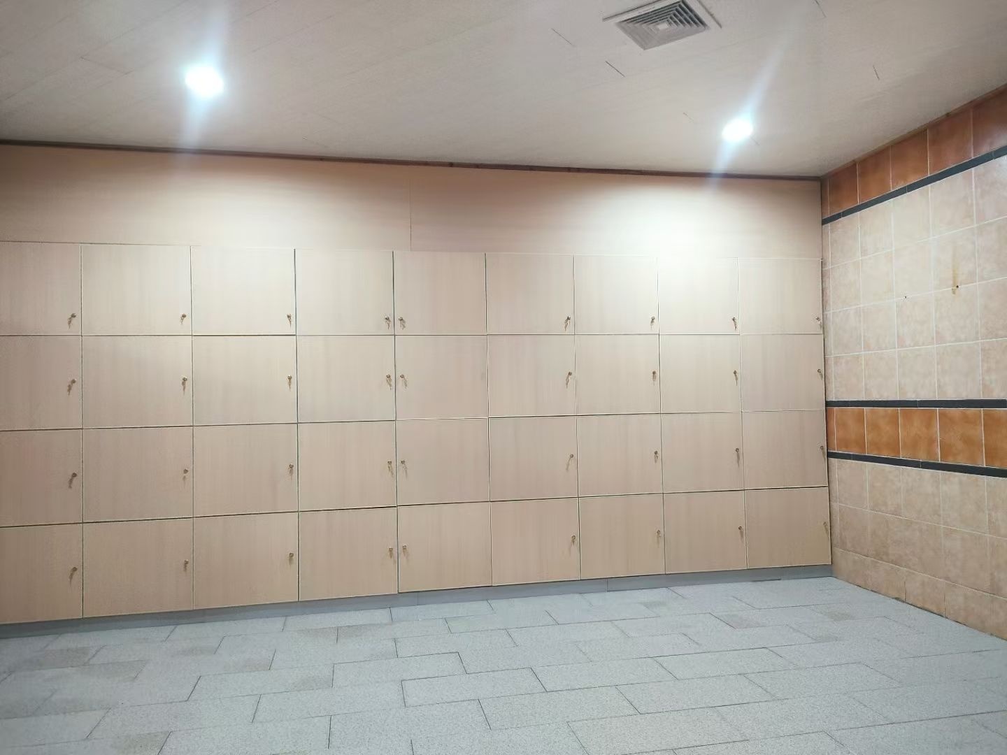 东云游泳池(陈村锦龙花园店)