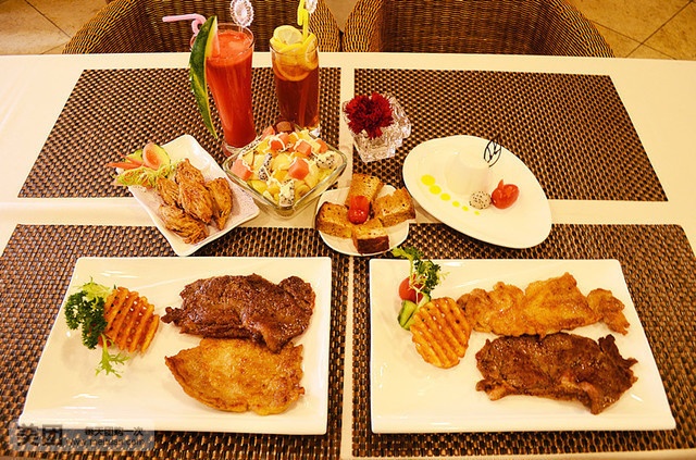 玛绮朵中西餐厅(峰景左岸店)