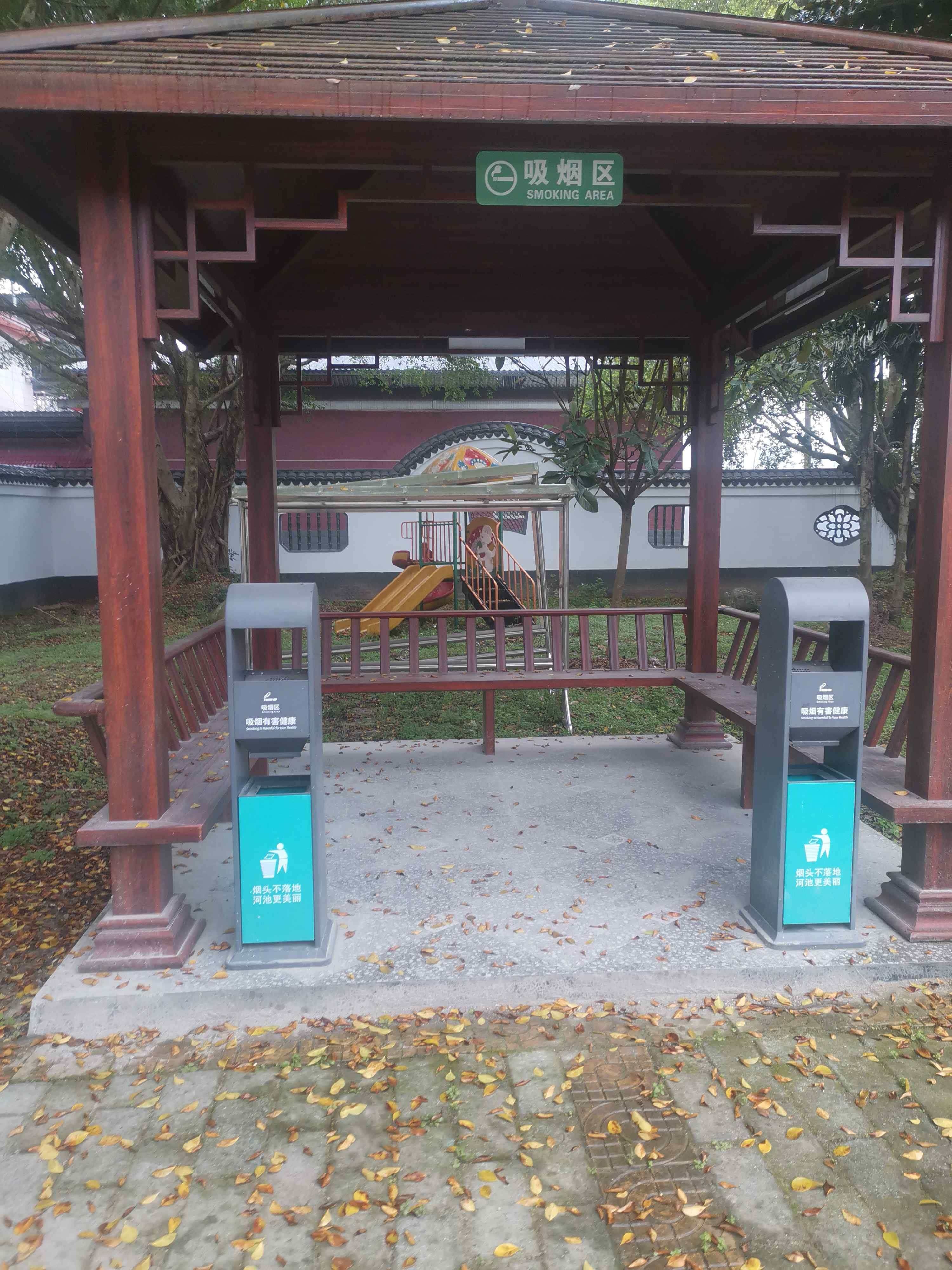 拉浪生态休闲区游泳池-洗澡区