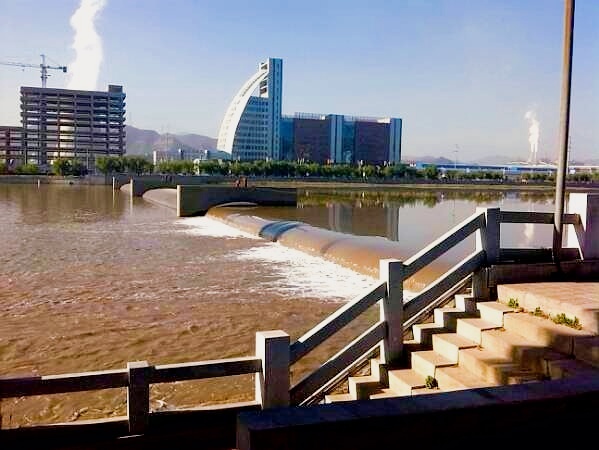 滨河公园