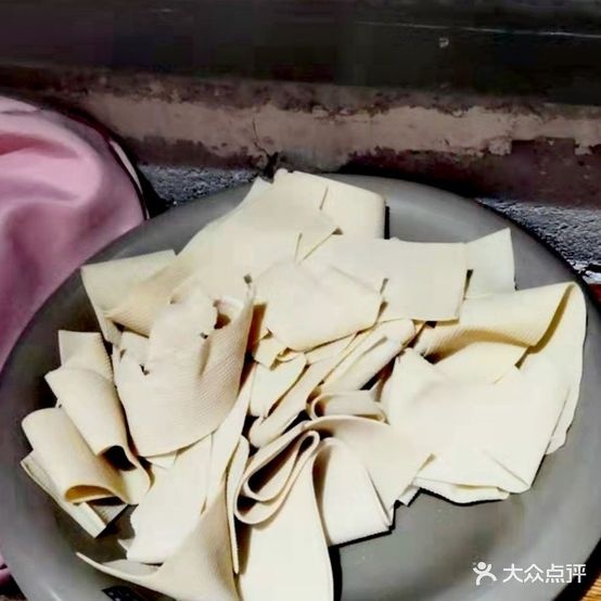 小汤烧烤排档碳锅
