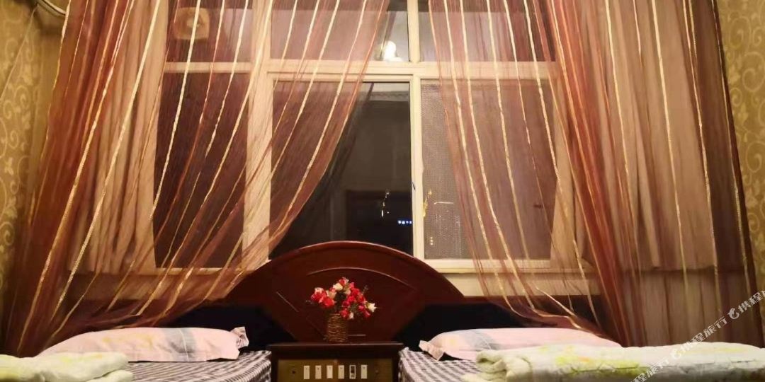 天津东南风旅店