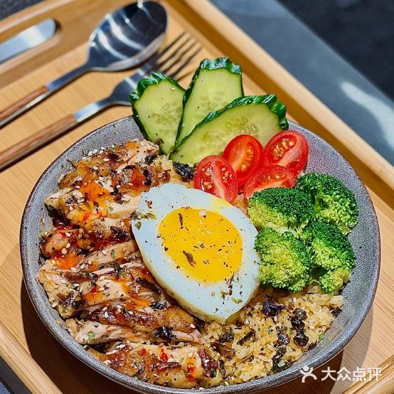 13 THIRTEEN简餐(杏坛店)