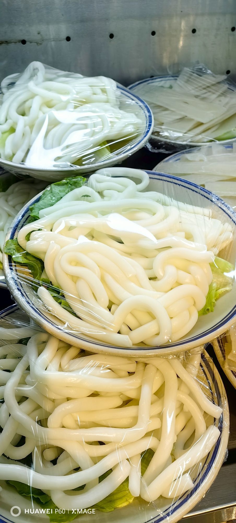 摊摊美蛙鱼自助火锅