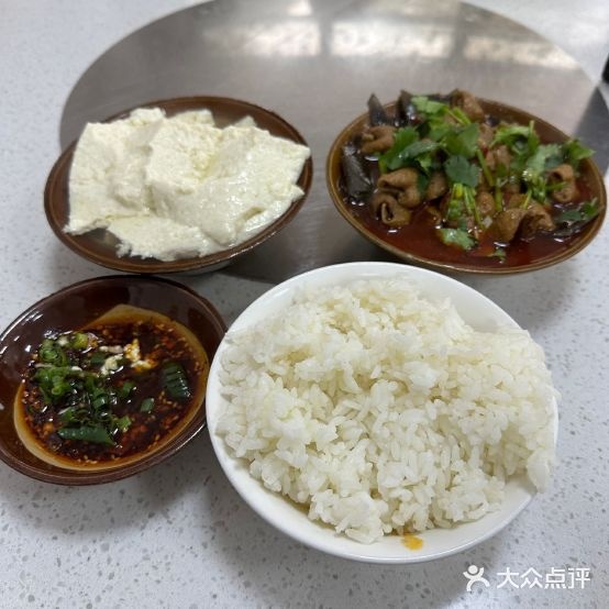 老尹豆花馆(金科·中央公园城3期店)