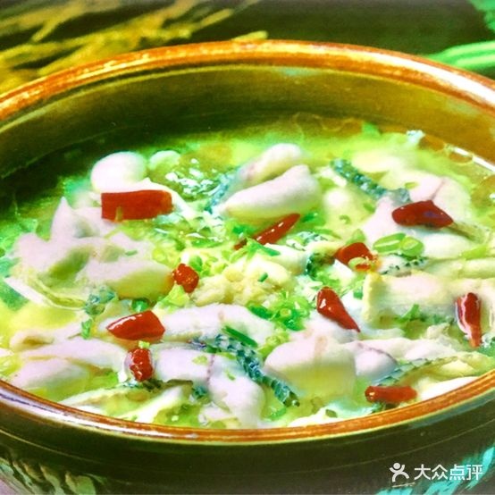 春晓蒜菜鱼馆(鑫景佳园店)