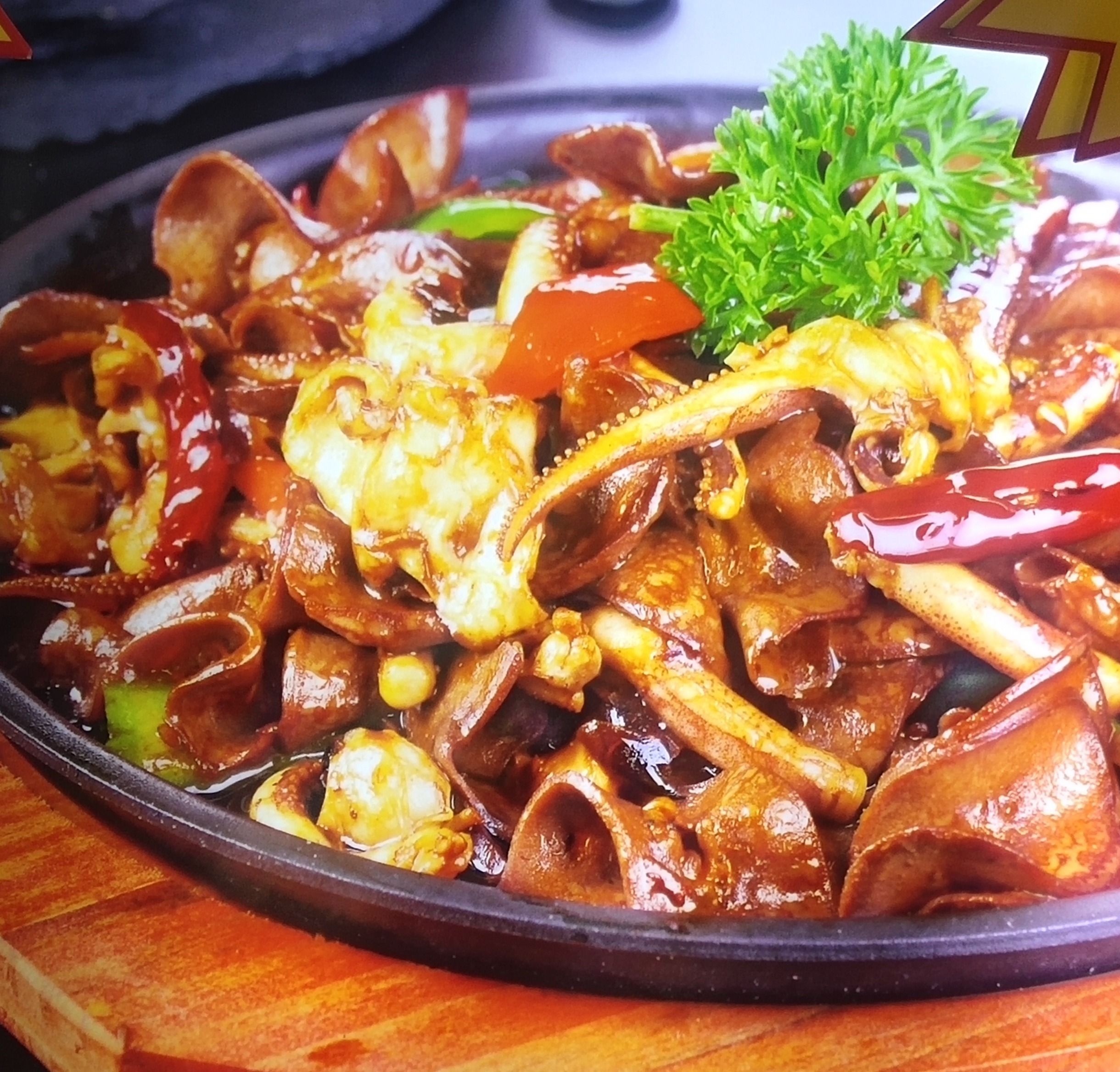 君来顺狗肉城(新兴路店)