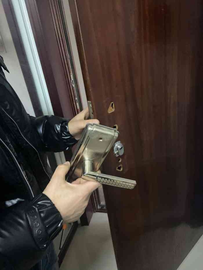 问成开锁配汽车钥匙