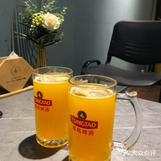 青岛精酿啤酒屋(滨河新天地商业广场店)