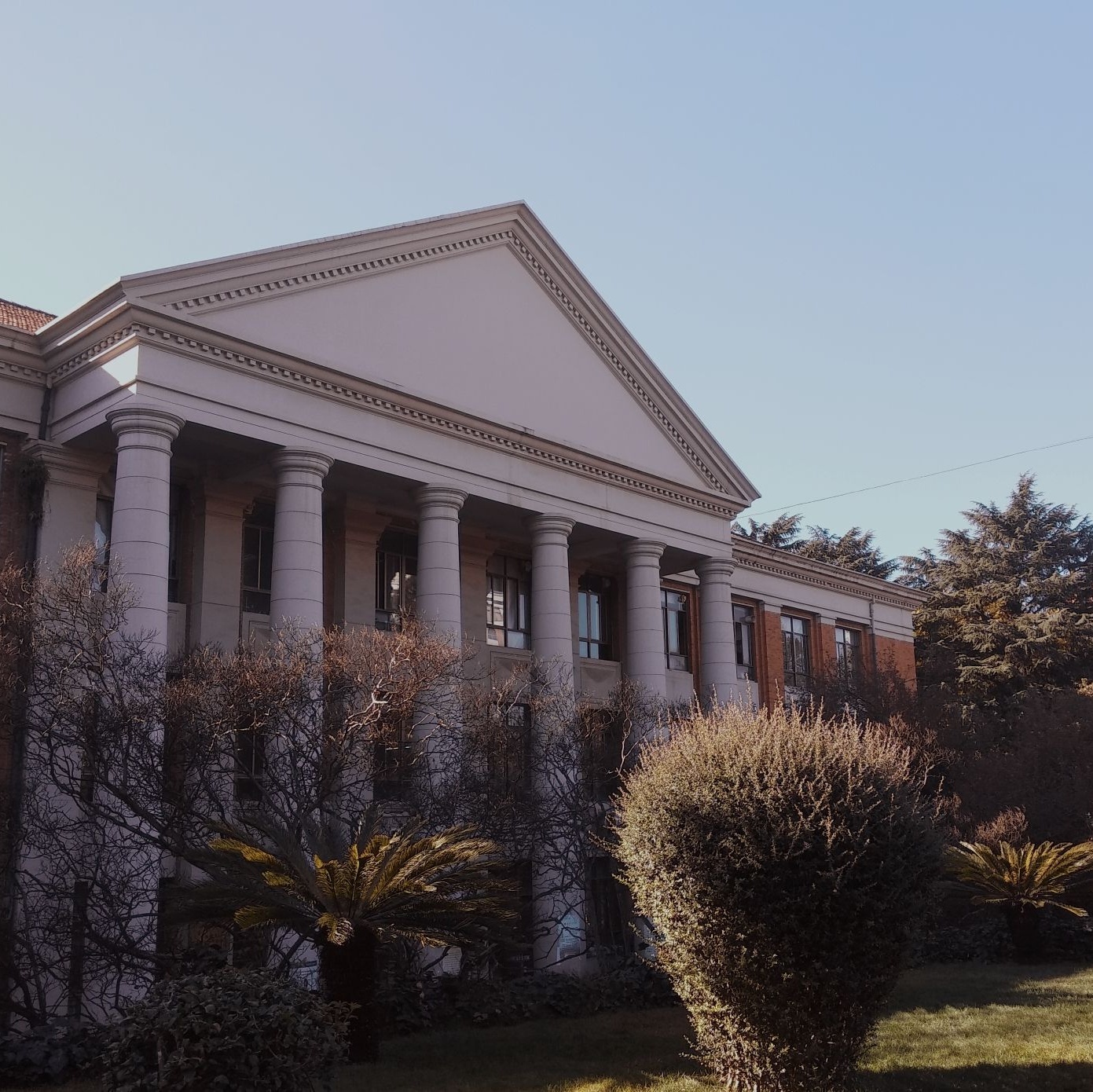 云南大学(呈贡校区)