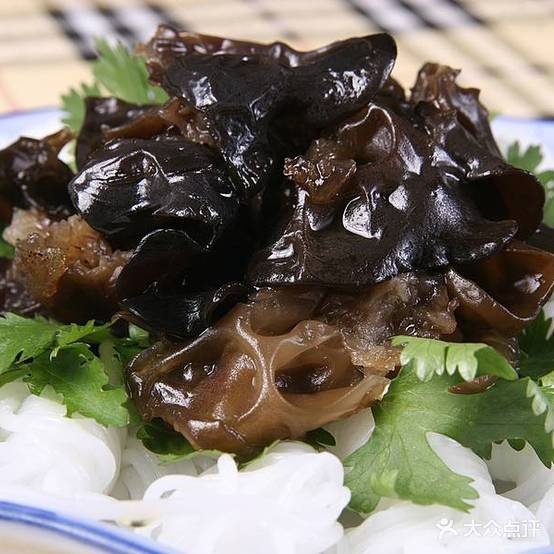 可劲道大盘菜砂锅居