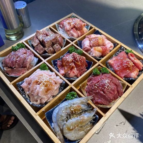 牛头觖一蝤烤肉酒厂(赣县店)