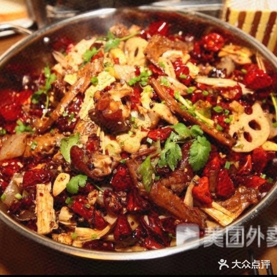 纯百味麻辣香锅涮毛肚(红园店)