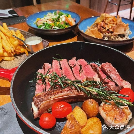 the eatings table(高德置地广场冬广场店)