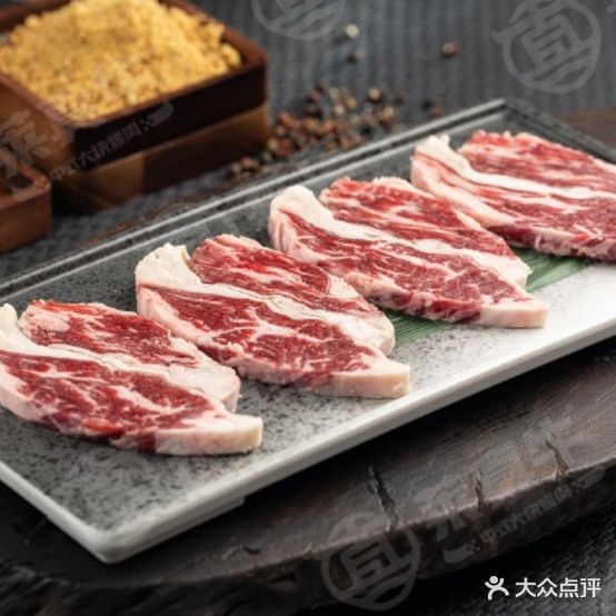 菜真牛烤肉