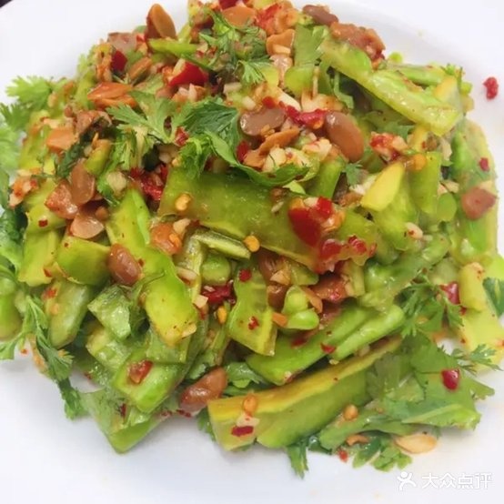 土色野生菌