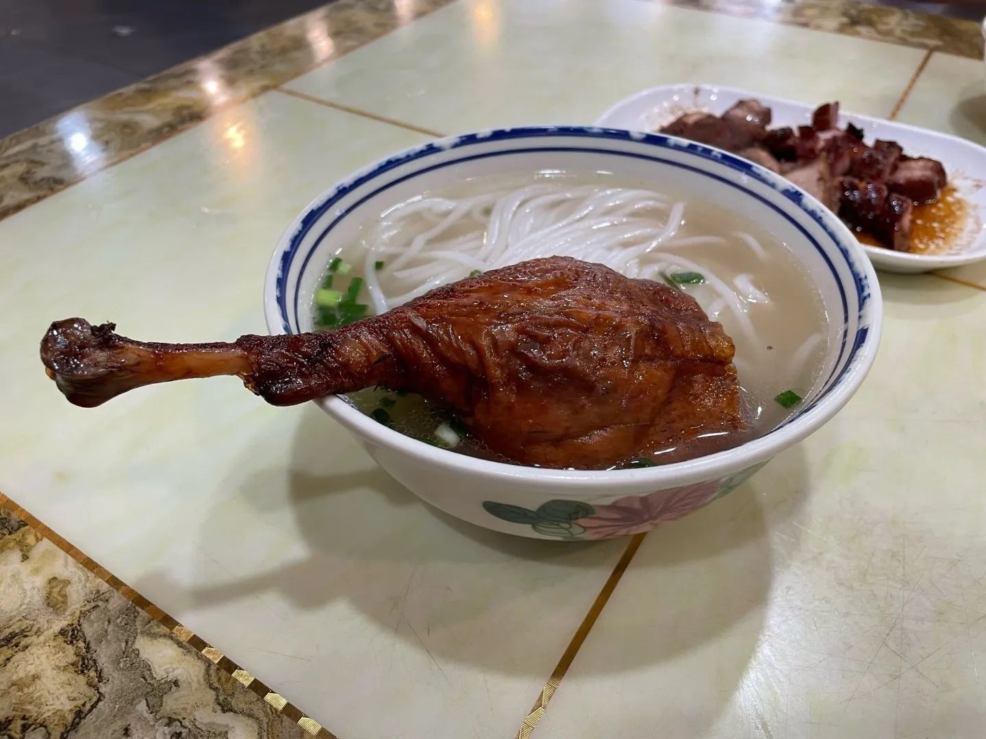 香辉食馆(新兴路店)