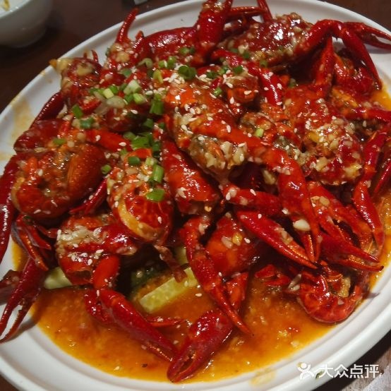 襄阳人家·三古龙虾成(西林店)