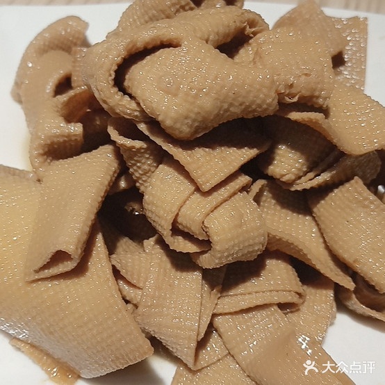 灵尘3点砂锅手工刀削面