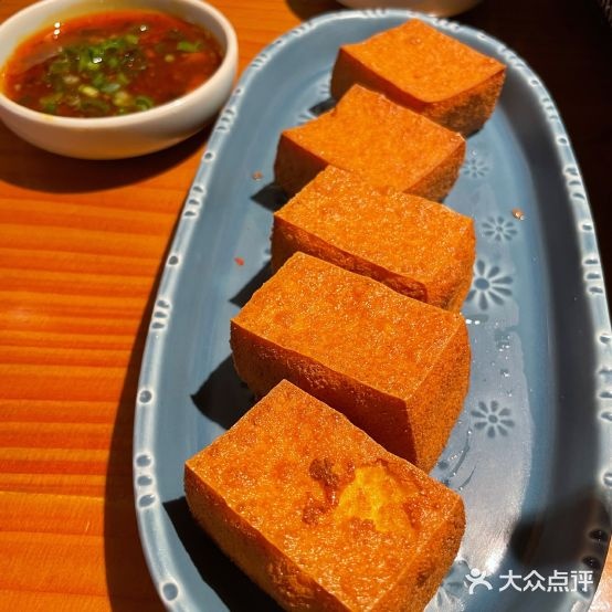 云雪丽丨民族风情纳西雅庭院餐厅(皇冠店)