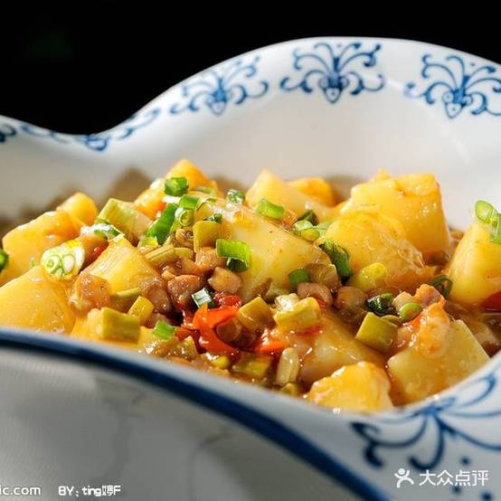 美之味菌子炖鸡