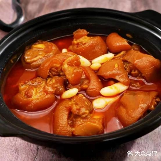 小乔砂锅武(曼购店)